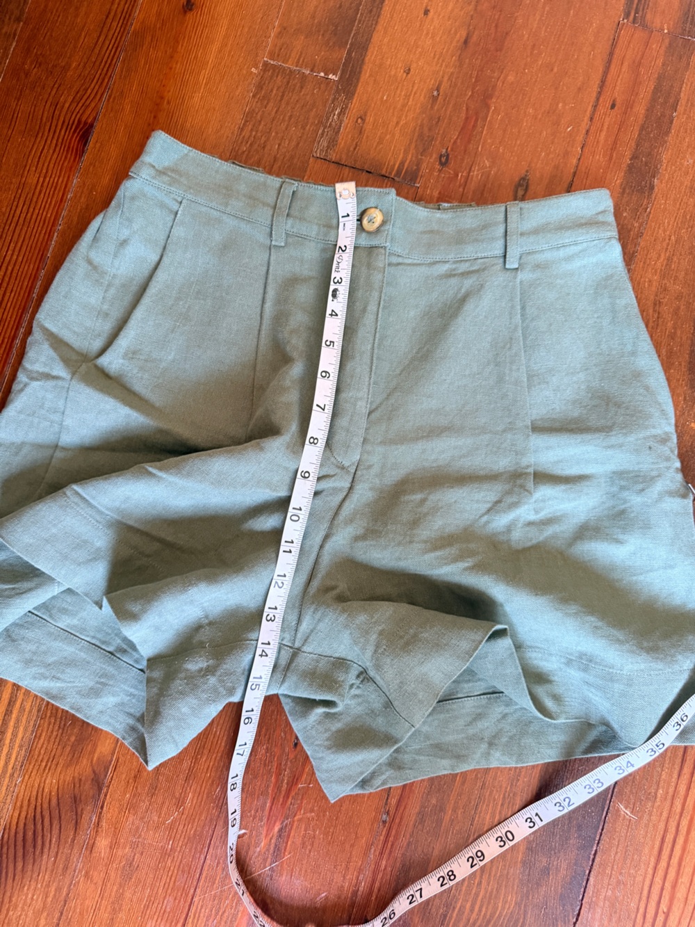 ABLE Esme Linen / Cotton High Waist Shorts - Green - Size 6 - Picture 7 of 12